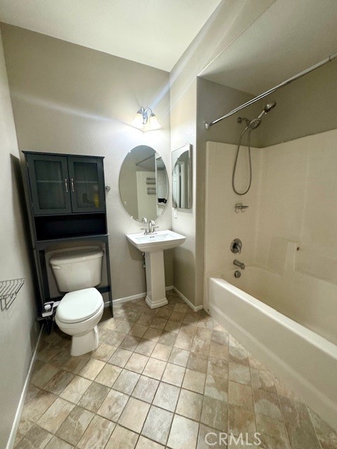 26514 Arboretum Way, Murrieta CA: https://media.crmls.org/medias/fdd1046e-f18c-4a9e-9900-c872a06a5820.jpg