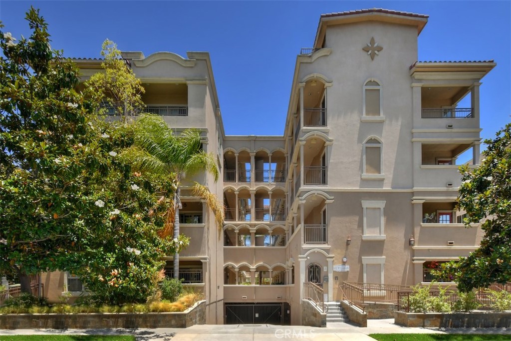 432 S Willaman Drive #401