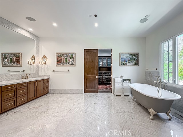 Detail Gallery Image 25 of 47 For 27417 Park Vista Rd, Agoura Hills,  CA 91301 - 7 Beds | 7/1 Baths