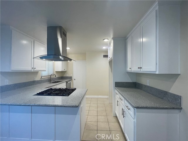 7257 Shoup Avenue, West Hills CA: https://media.crmls.org/medias/fdd43ecb-9a24-48d5-8d0c-c78e8cc55aae.jpg