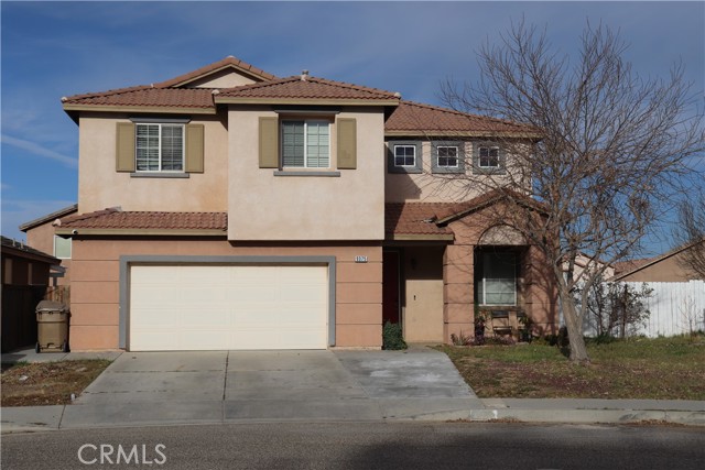 Detail Gallery Image 2 of 53 For 9375 Agave, Hesperia,  CA 92344 - 4 Beds | 2/1 Baths