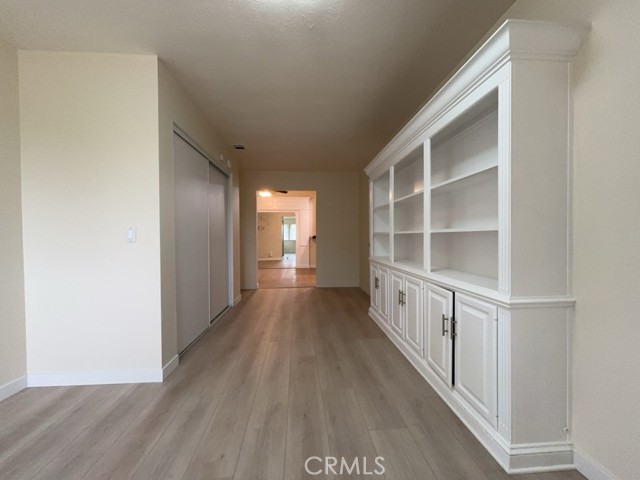 9263 Owari Lane, Riverside CA: https://media.crmls.org/medias/fdd5a1a8-5875-473f-8178-e00113882b3c.jpg