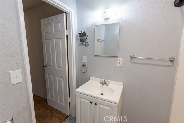 Detail Gallery Image 34 of 41 For 1191 W Avenue J-11, Lancaster,  CA 93534 - 4 Beds | 3 Baths