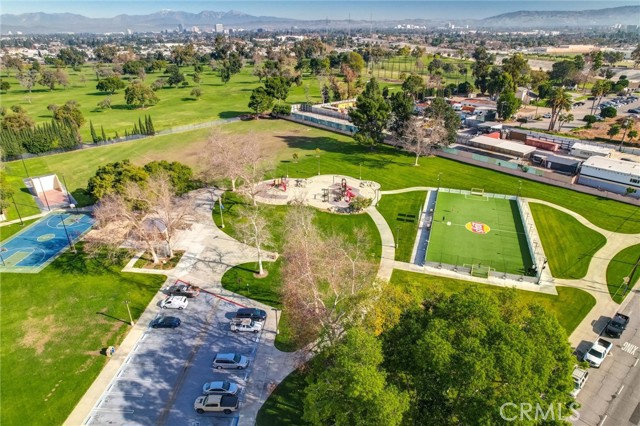 Detail Gallery Image 8 of 16 For 3314 W 5th, Santa Ana,  CA 92703 - – Beds | – Baths