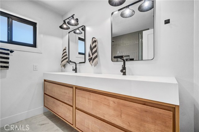 Detail Gallery Image 30 of 52 For 5231 Los Encantos Circle, La Palma,  CA 90623 - 5 Beds | 3 Baths
