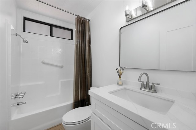 Detail Gallery Image 23 of 37 For 692 N Adele St #103,  Orange,  CA 92867 - 2 Beds | 2 Baths