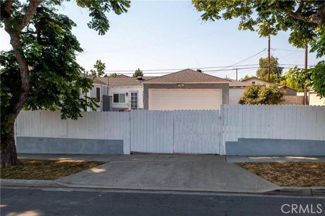3602 Maine Avenue, Long Beach, California 90806, 3 Bedrooms Bedrooms, ,2 BathroomsBathrooms,Single Family Residence,For Sale,Maine,RS24142211