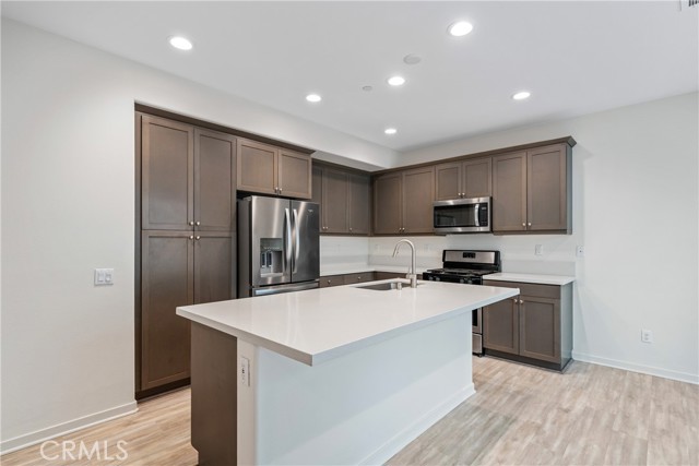 Detail Gallery Image 3 of 48 For 11082 Panoramic, Rancho Cucamonga,  CA 91730 - 4 Beds | 3 Baths