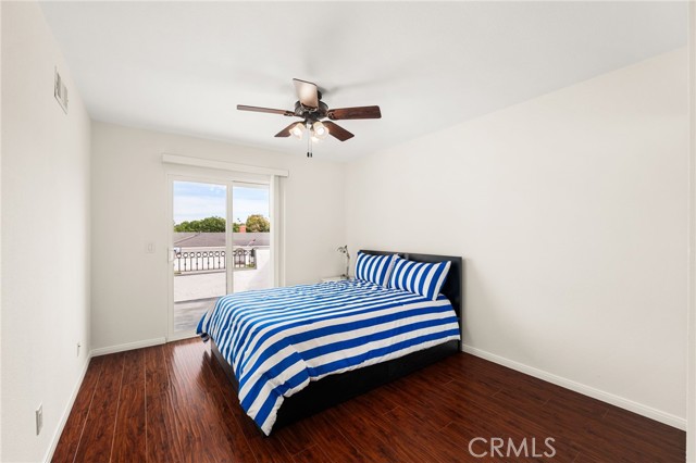 Image 32 of 54 For 20761 Mission Ln