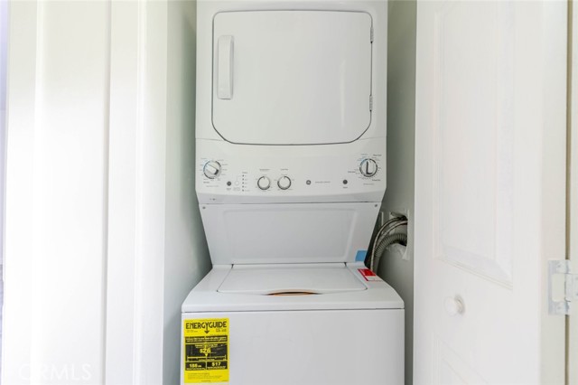 Detail Gallery Image 24 of 24 For 17428 Roscoe Bld, Northridge,  CA 91325 - 2 Beds | 2/1 Baths