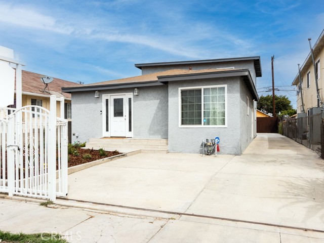 427 E 83Rd St, Los Angeles, CA 90003