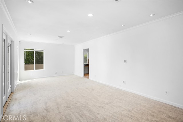 Detail Gallery Image 9 of 31 For 16814 Hartland, Lake Balboa,  CA 91406 - 3 Beds | 2 Baths