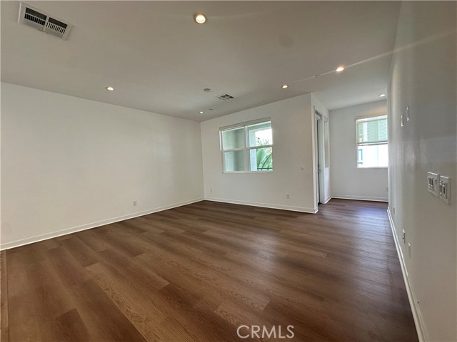 Detail Gallery Image 14 of 25 For 2328 Synergy, Irvine,  CA 92614 - 4 Beds | 3/1 Baths