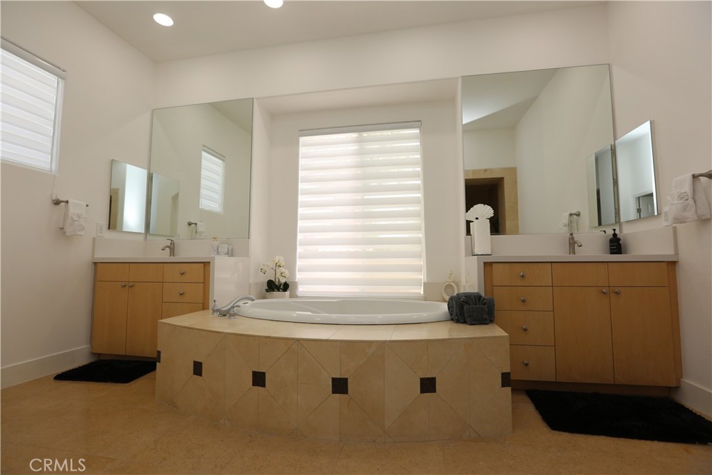 MLS #GD25254055 image #24