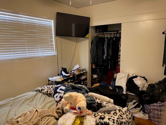 514 W 102nd, Los Angeles CA: https://media.crmls.org/medias/fddb3d2b-0eb3-4999-9eec-7f743cae7f56.jpg