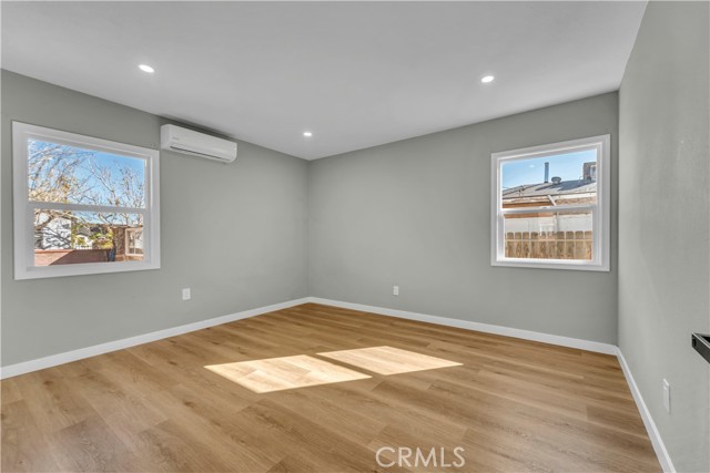 Detail Gallery Image 11 of 17 For 38318 17th Street East, Palmdale,  CA 93550 - 3 Beds | 1 Baths