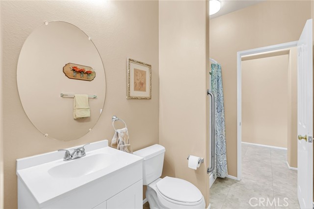 11567 Waterwell Court, Riverside CA: https://media.crmls.org/medias/fddcf51a-7474-4c46-aaca-e6856f4dfd47.jpg