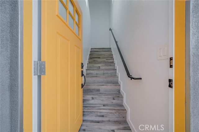 Detail Gallery Image 7 of 65 For 1348 W 41st Pl, Los Angeles,  CA 90037 - – Beds | – Baths