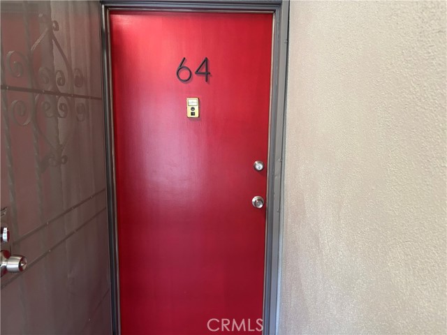 1745 Maple Avenue, Torrance CA: https://media.crmls.org/medias/fddddf04-b4af-4039-81ce-917619452faf.jpg