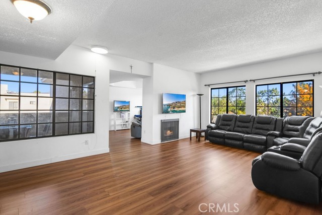 Detail Gallery Image 1 of 1 For 19029 Nordhoff St #302,  Northridge,  CA 91324 - 2 Beds | 2 Baths