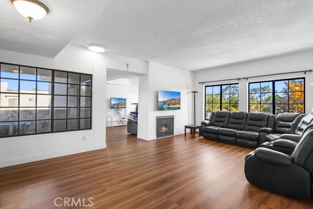 Detail Gallery Image 1 of 1 For 19029 Nordhoff St #302,  Northridge,  CA 91324 - 2 Beds | 2 Baths