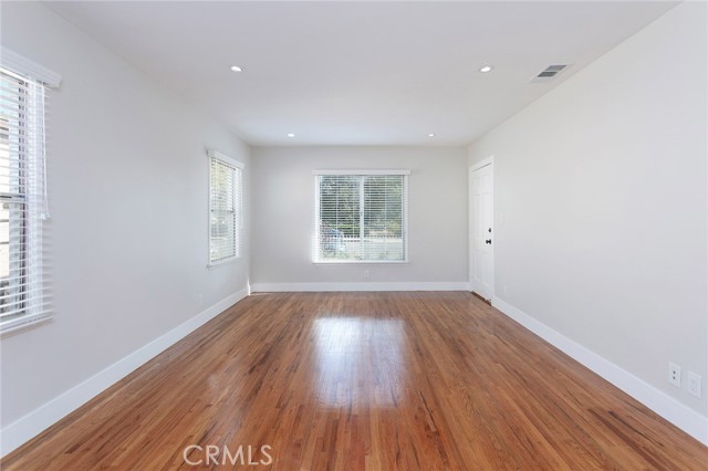 783 E Grand Avenue, Pomona CA: https://media.crmls.org/medias/fddeeb40-d236-4765-b4be-c3e7179cbb3e.jpg