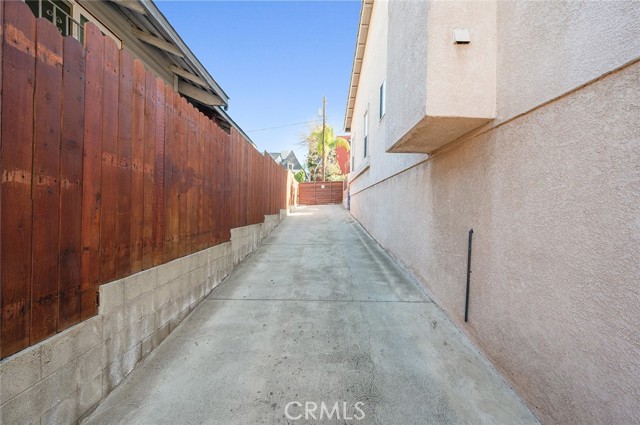 Detail Gallery Image 13 of 14 For 1021 Coronado Terrace, Los Angeles,  CA 90026 - 2 Beds | 1/1 Baths