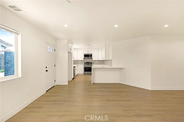 8144 Louise Avenue, Northridge CA: https://media.crmls.org/medias/fde012c1-f9f5-4046-a2a9-47c3d1b26ece.jpg