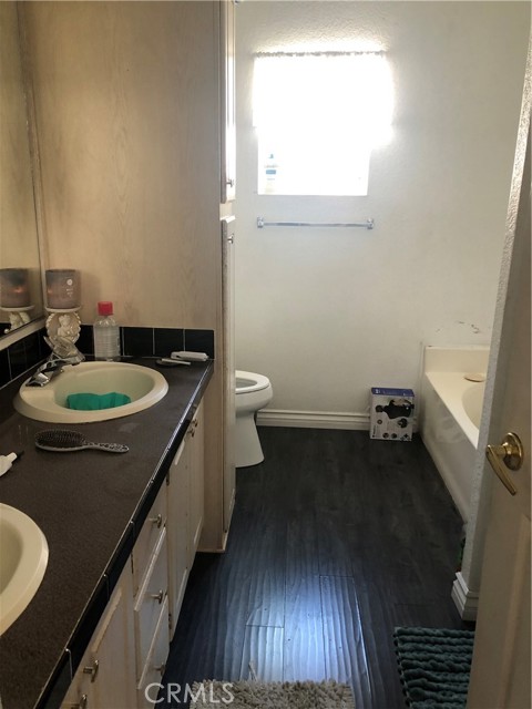 Detail Gallery Image 13 of 24 For 4901 Green River Rd #20,  Corona,  CA 92878 - 3 Beds | 2 Baths