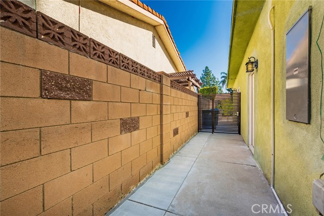 Detail Gallery Image 18 of 18 For 10428 Yarmouth Ave, Granada Hills,  CA 91344 - 0 Beds | 1 Baths