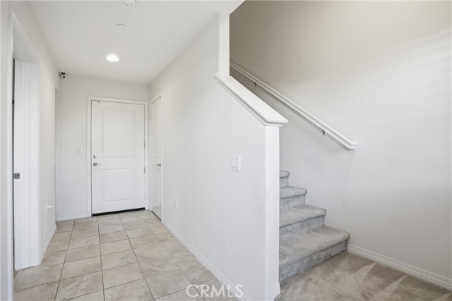 Detail Gallery Image 6 of 34 For 811 N Dalton Ave #105,  Azusa,  CA 91702 - 4 Beds | 3/1 Baths