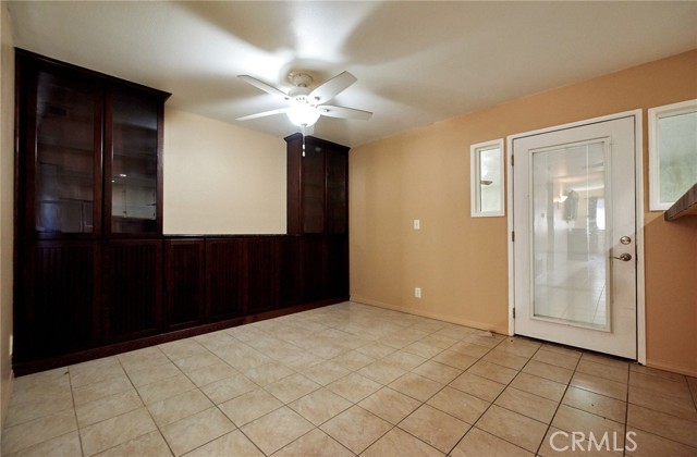Detail Gallery Image 8 of 24 For 6934 Rogers Ln, San Bernardino,  CA 92404 - 4 Beds | 2 Baths