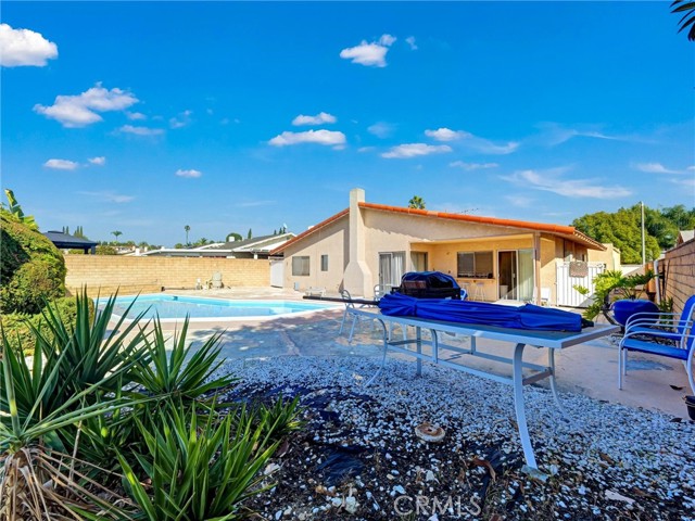 Detail Gallery Image 2 of 16 For 415 S Palo Cedro, Diamond Bar,  CA 91765 - 3 Beds | 2 Baths