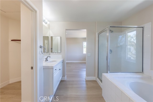 Detail Gallery Image 23 of 38 For 165 Kensington Park, Irvine,  CA 92606 - 4 Beds | 3/1 Baths