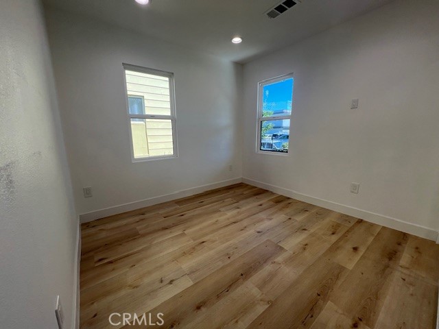 https://media.crmls.org/medias/fde3f75b-9468-4b5a-9dd1-e7cfdd5b63ef.jpg?preset=X-Large