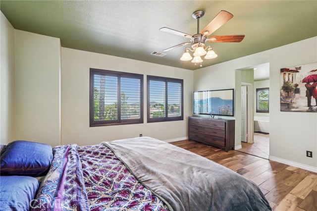 Detail Gallery Image 34 of 55 For 31923 Pepper Tree St, Winchester,  CA 92596 - 5 Beds | 3/1 Baths
