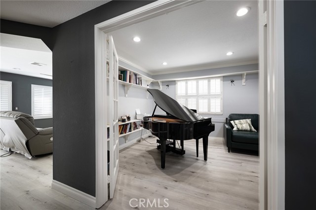 Detail Gallery Image 8 of 35 For 32056 Mill Stream, Trabuco Canyon,  CA 92679 - 4 Beds | 3 Baths