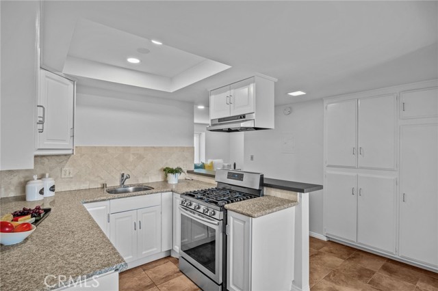 Detail Gallery Image 9 of 28 For 13722 Red Hill Ave #71,  Tustin,  CA 92780 - 1 Beds | 1 Baths