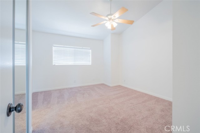 Detail Gallery Image 16 of 33 For 1046 Royal Oaks Dr #B,  Monrovia,  CA 91016 - 3 Beds | 2/1 Baths
