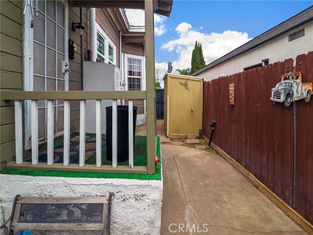 2642 E Washington Street, Carson CA: https://media.crmls.org/medias/fde5bb5e-bae5-4c47-b178-a54b5585129a.jpg