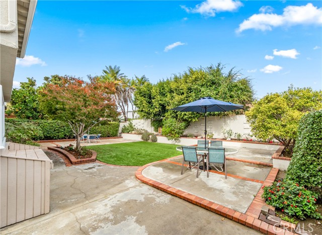 Detail Gallery Image 31 of 39 For 9355 Tanager, Fountain Valley,  CA 92708 - 4 Beds | 2/1 Baths