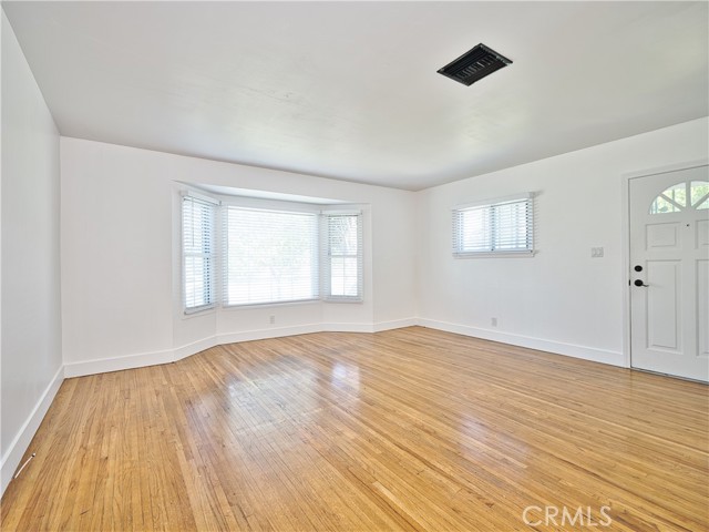  Income Home for Sale in North Hollywood, California