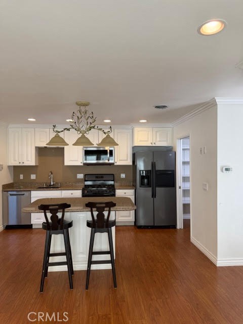 Detail Gallery Image 4 of 13 For 5048 E Almond #12,  Orange,  CA 92869 - 3 Beds | 2 Baths