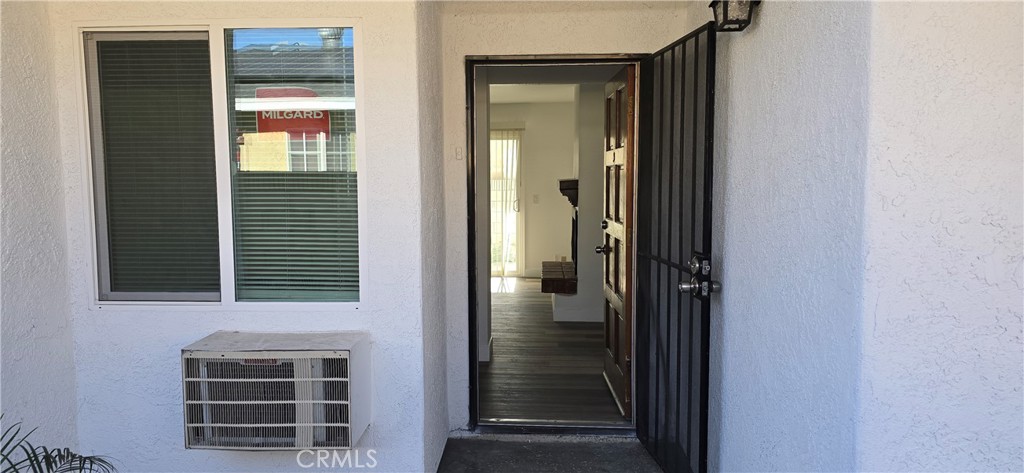 840 S Anaheim Boulevard #B