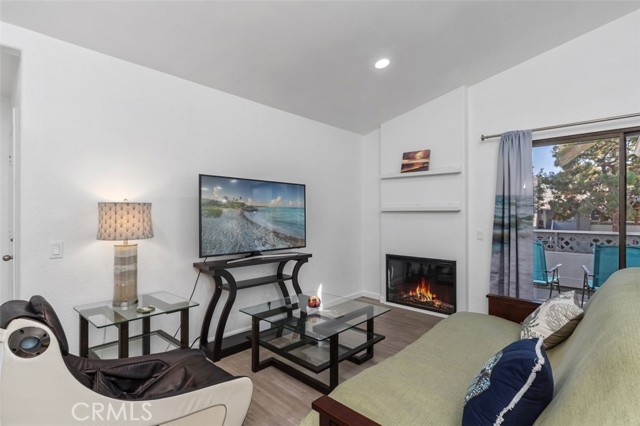 32221 Alipaz Street, San Juan Capistrano CA: https://media.crmls.org/medias/fde7d034-9318-4f2f-a432-05e9e6d45c68.jpg