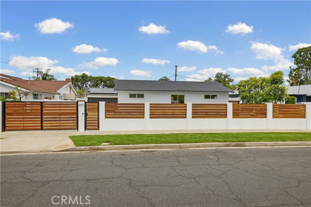 Front Image Thumbnail for CRHD26106549