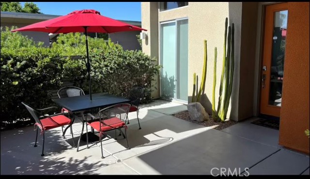 Detail Gallery Image 8 of 14 For 67626 Yaqui Ln, Desert Hot Springs,  CA 92241 - 3 Beds | 2/1 Baths