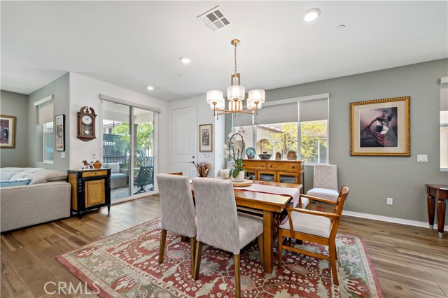 15210 Horizon Street, Fontana CA: https://media.crmls.org/medias/fde8b5d4-a147-4454-bab5-28de408772af.jpg