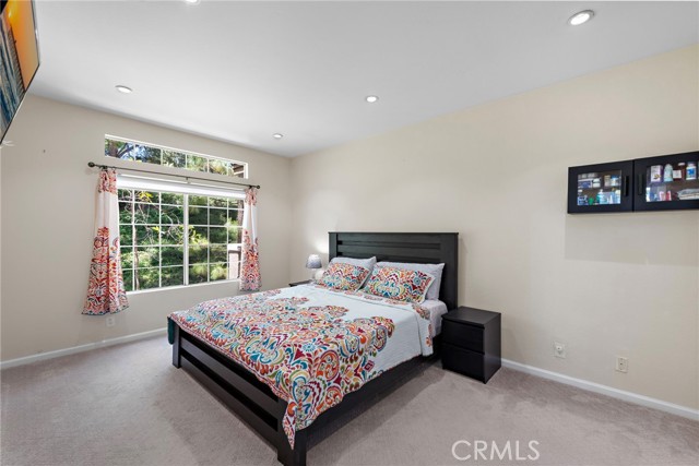 87 Montara Drive, Aliso Viejo CA: https://media.crmls.org/medias/fde9236c-e3fa-4e55-b723-de7dfe7660ef.jpg