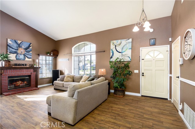 Detail Gallery Image 7 of 36 For 23025 Twinflower, Wildomar,  CA 92595 - 4 Beds | 2 Baths